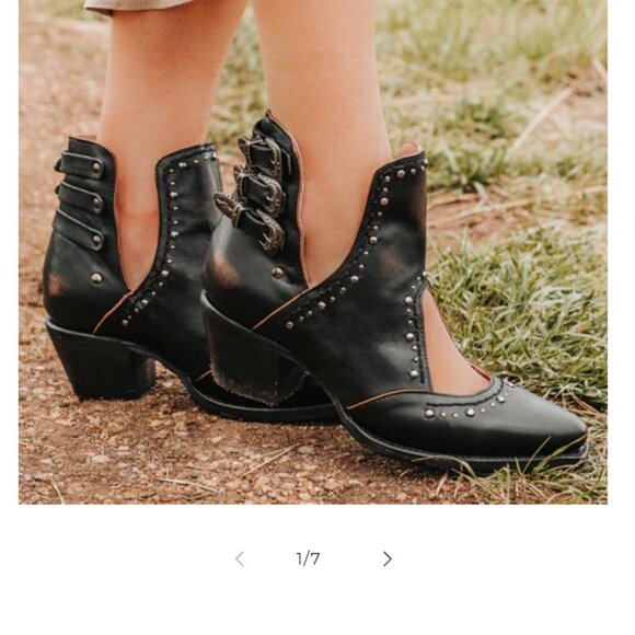 FREEBIRDS Melody Boot size 8 BRAND NEW! - Picture 1 of 4